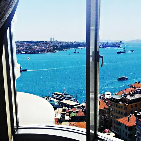 Opera Bosphorus - Preferred And Stambuł